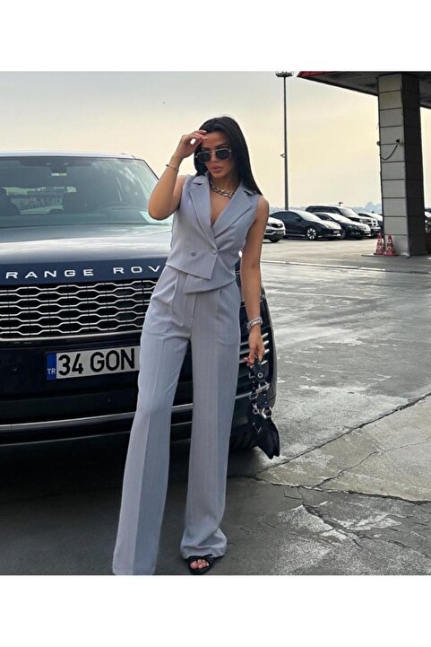 pembekurdelem Kadın Tasarım Çizgili Yelek Pantolon Takım Gri