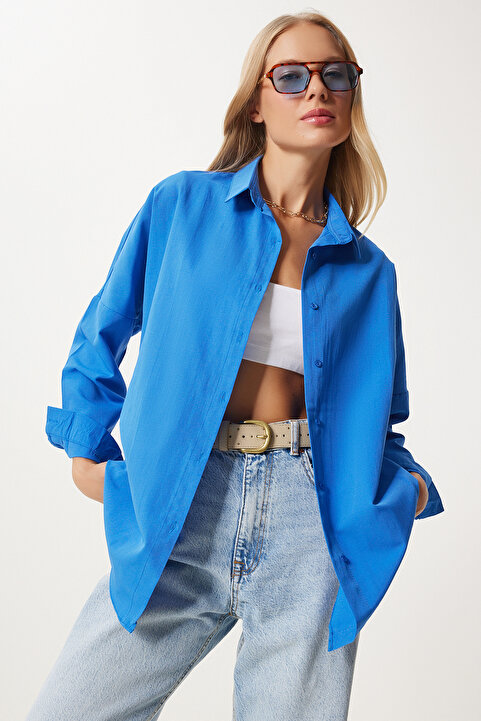 Happiness İstanbul Kadın Canlı Mavi Oversize Uzun Basic Gömlek DD00842