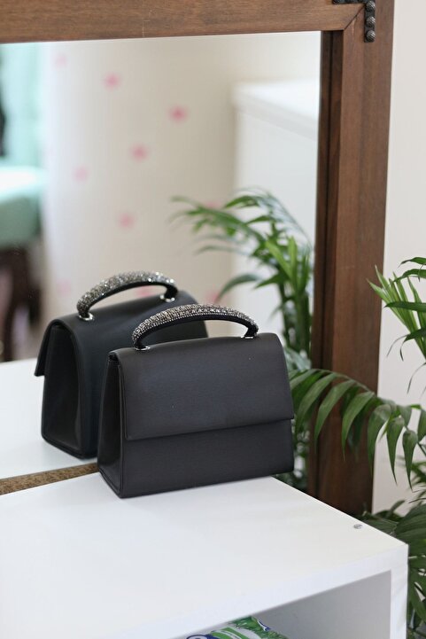 Moom Bag Kadın Siyah Taş Tutma Detaylı Abiye Omuz Çantası
