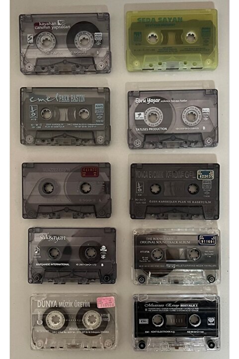 Plakevi İzmir Dekor Kaset Dönem Baskı 10 Adet Müzik Kaset Dekorluk
