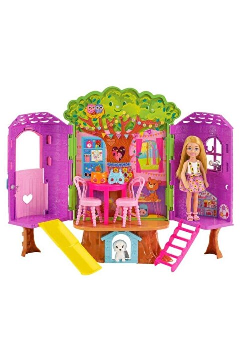 Barbie Chelsea'nin Ağaç Evi Barbie Chelsea'nin Ağaç Evi ve Köpeği HPL70