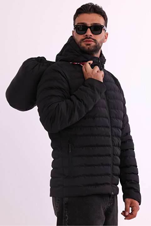 river green Erkek Siyah Rüzgar Geçirmez Kapüşonlu Taşınabilir Çantalı Elyaf Dolgulu Hafif Spor Mont