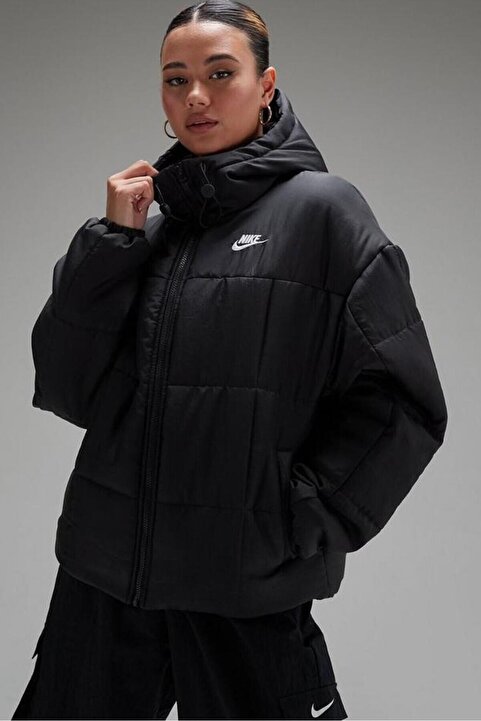 Nike Sportswear Classic Puffer Therma-Fit Bol Kesim Siyah Kapüşonlu Kadın Spor Mont