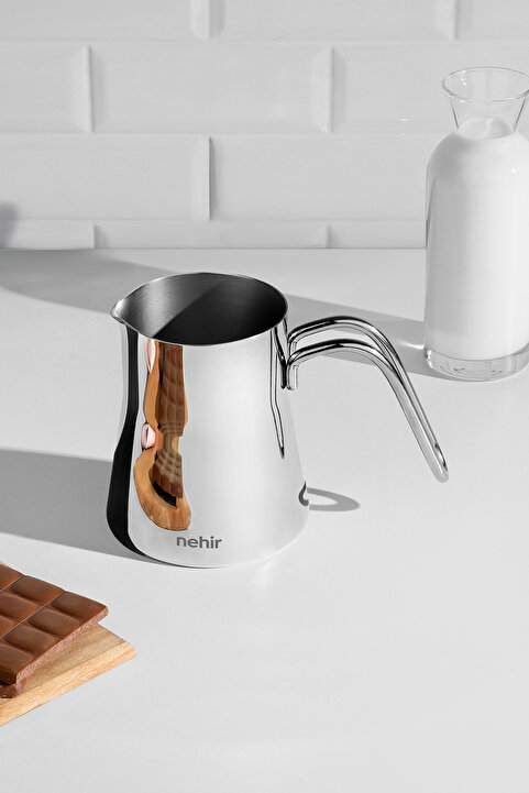 Nehir Midi 800 ML Çelik Sütlük