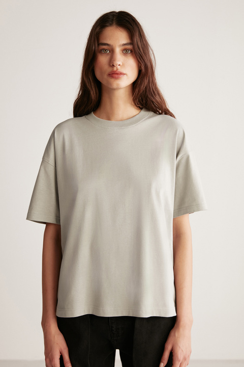 GRIMELANGE Jemmy Kadın %100 Organik Pamuk Relaxed Fit Yırtmaçlı Yuvarlak Yakalı Açık Gri T-shirt