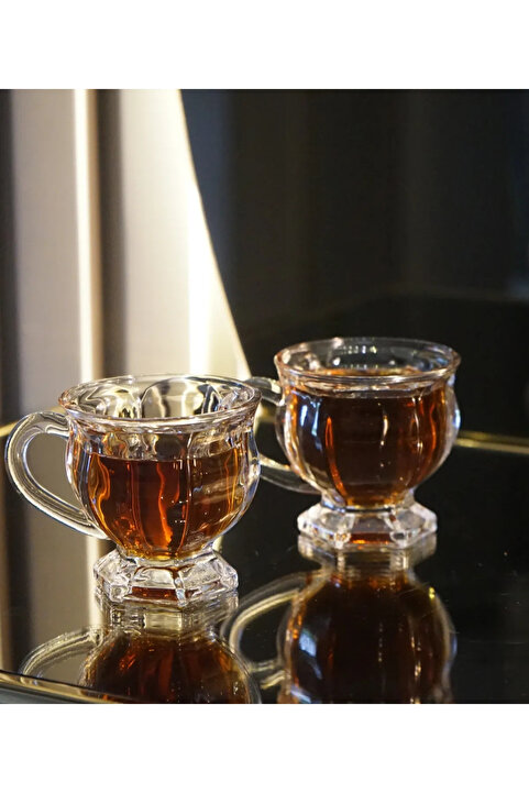 Madame Coco Vannes 4'lü Çay Fincanı Seti