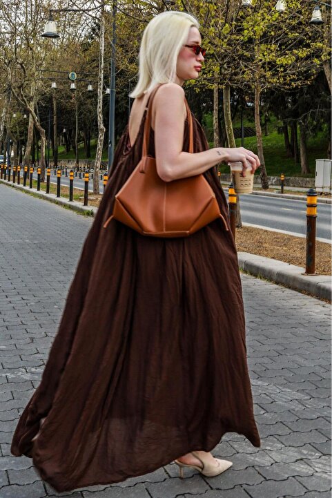 Madmext Kahverengi Halter Yaka Askılı Uzun Basic Kadın Elbise MG2163