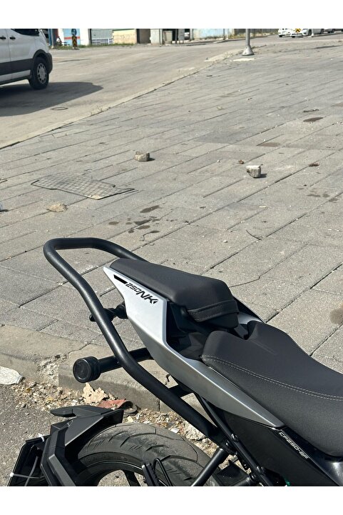 İnan NK 250 UYUMLU ÖZEL TAKOZLU KUYRUK KORUMA DEMİRİ TEKER DEMİRİ STUNT APARATI (MAT SİYAH)