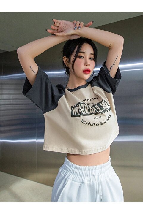 Sweetline Wonderful Mood Süprem Crop T-Shirt - Bej Beyaz Baskılı Oversize Bisiklet Yaka Tişört
