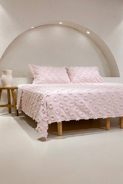 lusso stile Ponpon Çift Kişilik Püsküllü Yatak Örtüsü Pudra 250x260 2 Yastık