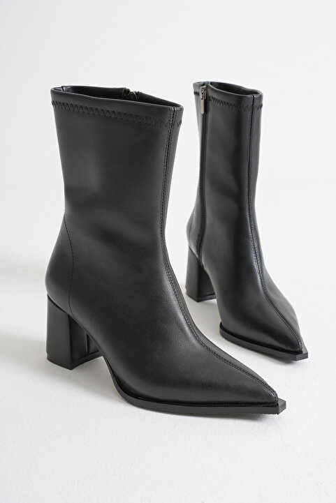 CİMİLİ SHOES Kadın Siyah Cilt Topuklu Bot Sivri Burun Yandan Fermuarlı Kalın Ökçe