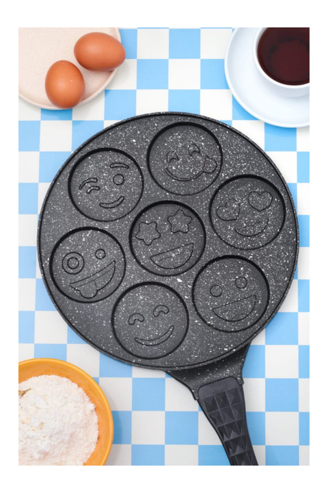 BKM Dizayn Emoji Granit Pankek Tava 28 Cm Döküm Granit