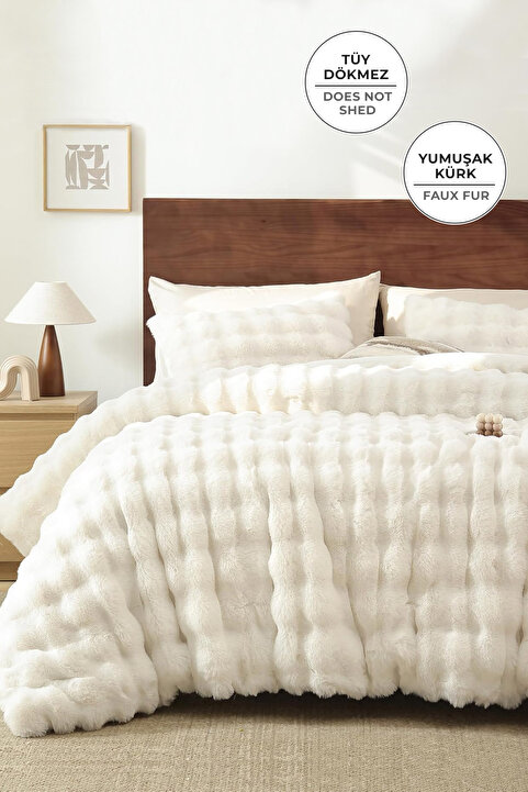 Evlen Home Collection Kürk Yatak Örtüsü 230x250 cm Çift Kişilik Battal Peluş Yumuşak Yorgan 3 Pcs Lory Kırık Beyaz Krem