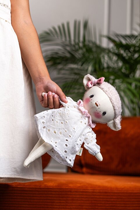 CAPELLA TOYS Oyuncak Bebek Kuzu Moli El Yapımı %100 Pamuklu Naturel Oyun ve Uyku Arkadaşı Bez Bebek Hediye Kutulu