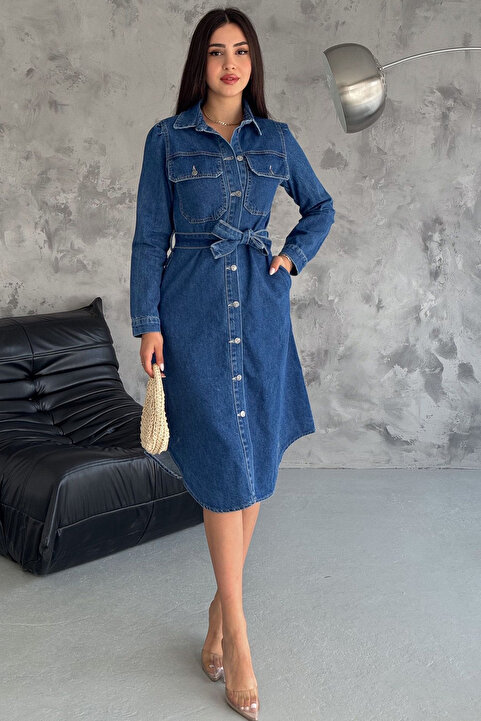 Noa Noa Kadın Kuşaklı Düğmeli Denim Elbise – Yapılandırılmış & Şehirli Stil