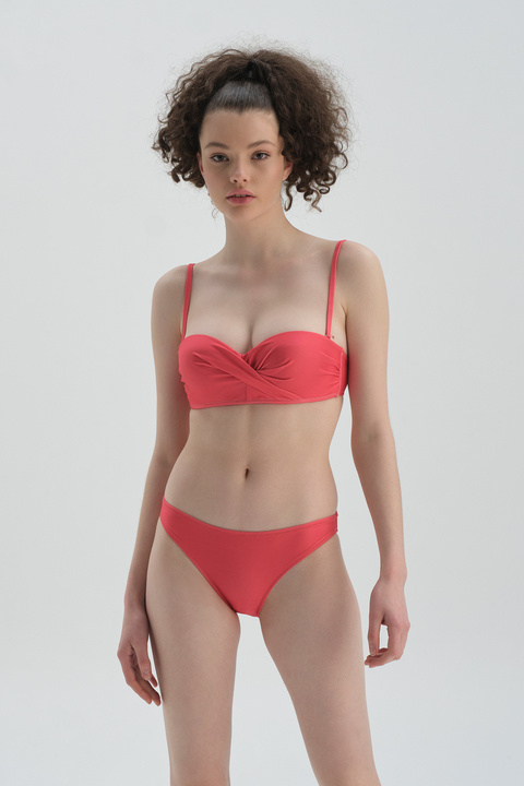 Dagi Kırmızı Straplez Kaplı Bikini Üst