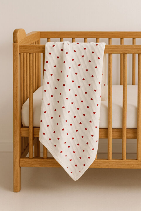 OMY Kırmızı Kalpli Organic %100 Pamuklu 85x90 Cm Tek Kat Bebek Battaniye Ana Kucağı&kundak