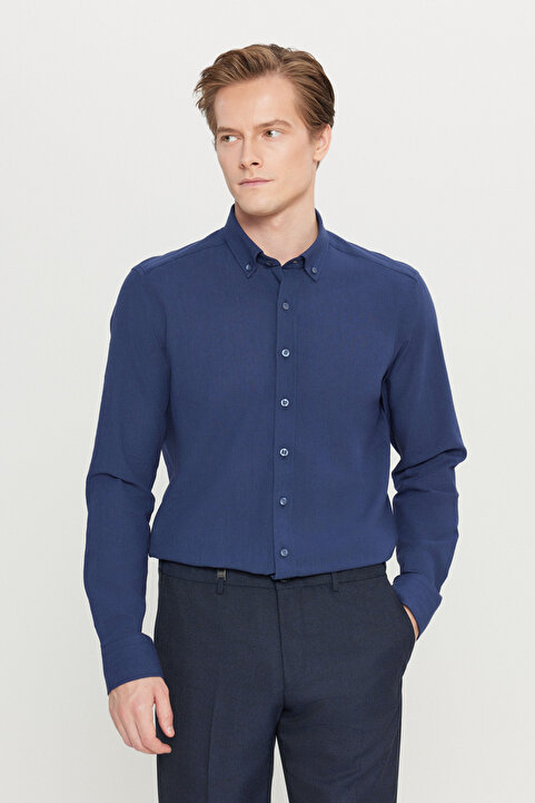 AC&Co / Altınyıldız Classics Erkek Lacivert %100 Pamuk Keten Görünümlü Nefes Alabilen Kumaş Flamlı Slim Fit Düğmeli Yaka Gömlek