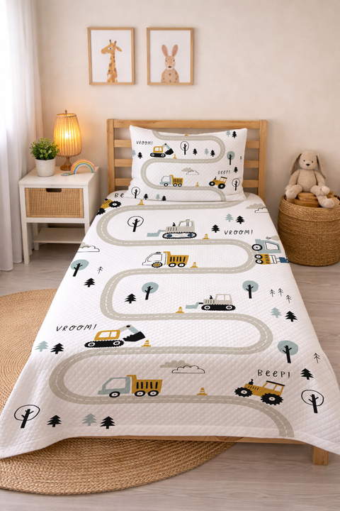 Evmila İş Makineli Ve Yol Desenli Bebek Ve Çocuk Baskılı Tek Kişilik Pike Takımı 160 X 220 Cm beyaz