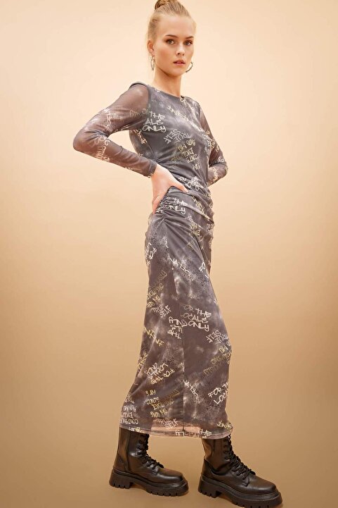 Defacto Bodycon Desenli Tül Uzun Kollu Maxi Elbise C1891AX24SP