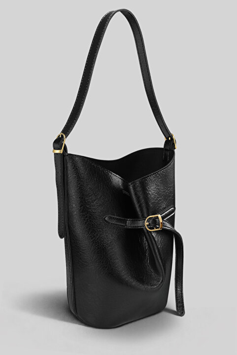 Housebags Luna Siyah Bucket Omuz Çantası - Ayarlanabilir Omuz Askılı, Gold Aksesuarlı
