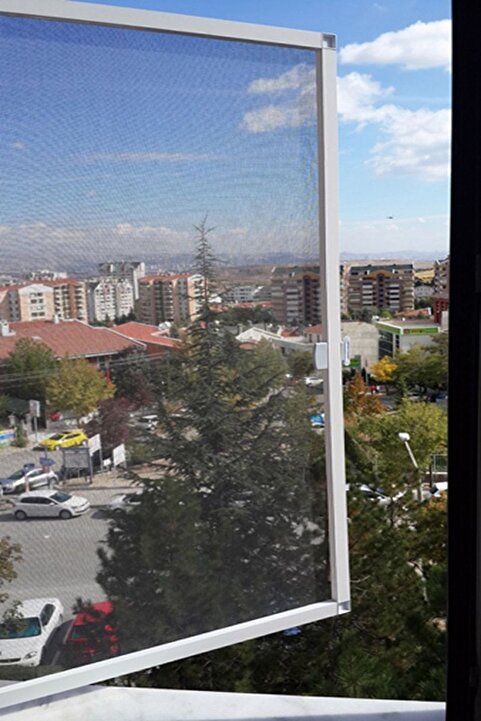 Genel Markalar Menteşeli Pencere Sinekliği Beyaz Renk (en: 0-70 Cm, Boy: 0-130 Cm) Özel ölçü için mesaj atınız.