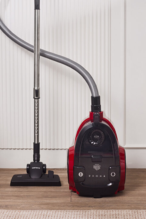 Karaca Vantuz Action Force X10 2 Lt Toz Torbasız Hazneli Elektrikli Süpürge Cherry Red 899 W