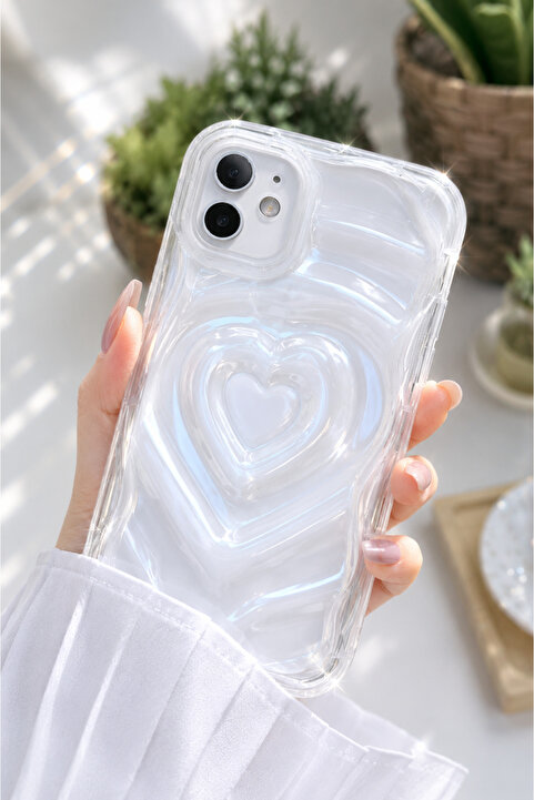 Go Aksesuar Apple Iphone 11 Uyumlu 3D Kalp Kabartma Desenli Darbe Önleyici Kamera Korumalı Şeffaf Silikon Kılıf