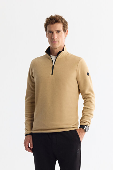 Avva Erkek Bej Dik Yaka Fermuarlı Soft Touch Polar Regular Fit Sweatshirt E001068