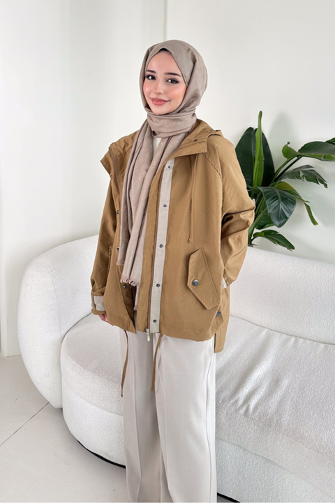 Ovn. Calista Kapüşonlu Çıtçıtlı Kısa Trenç - Camel