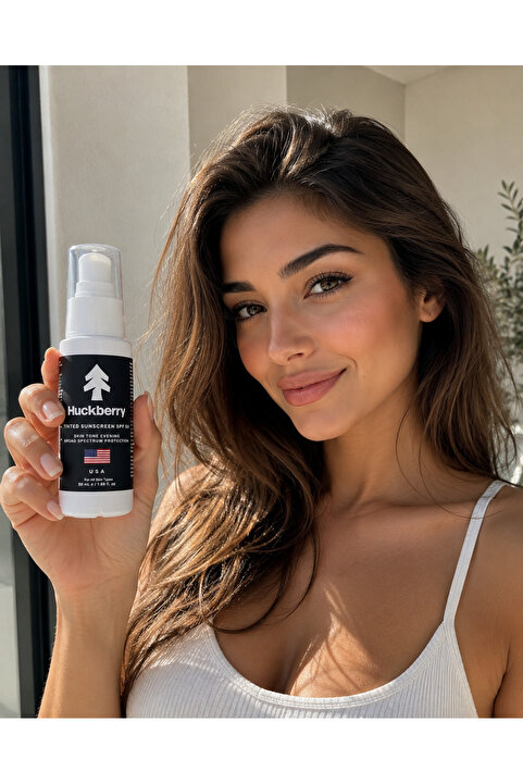 HUCKBERRY Amerikan Malı Ton Eşitleyici Aydınlatıcı Yüz Güneş Kremi 50ml | Power Block Base Tinted SPF50