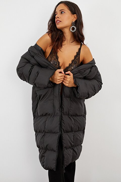 Cool & Sexy Kadın Siyah Kapüşonlu Şişme Uzun Mont MX06