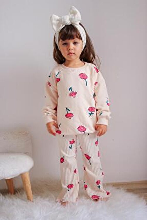 okuldaki İspanyol çocuklar