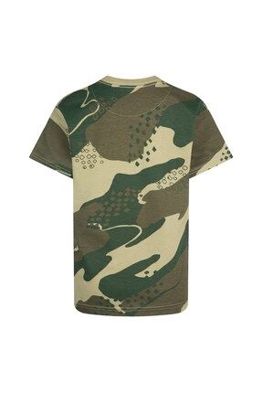 Nike Club Seasonal Camo Ss Cocuk T shirt Fiyat Yorumlar Trendyol