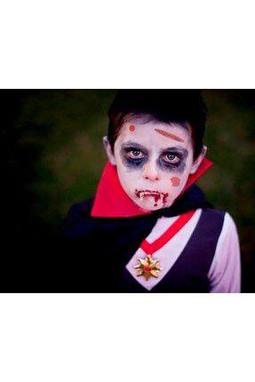 parti şehri vampir makyajı