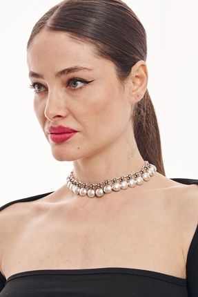 Modern choker store