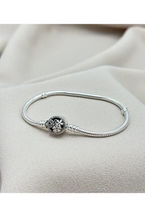 Pandora poetic sales blooms bracelet