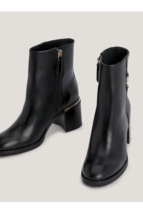 Tommy hilfiger metallic outlet heeled chelsea boot