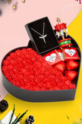 Deluxe Kalp Kutu Kırmızı Çiçek Çikolata Buketi, Mini Atlı Karınca ve Kolye