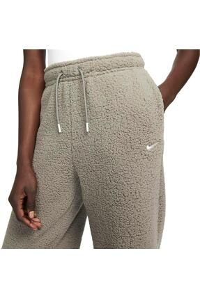 Nike Dri-FIT Essential Kadın Koşu Eşofman Altı NDD SPORT Fiyatı, Yorumları  - Trendyol