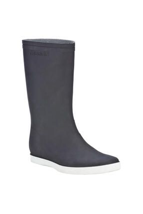 Decathlon best sale sailing boots