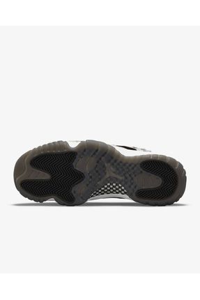 Nike store jordan 11 monster 2025