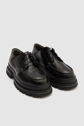 Siyah Kalın Tabanlı Bağcıklı Ayakkabı