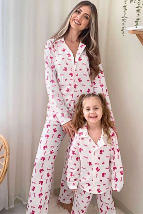Anne Ve Kız Çocuk Alt Üst Barbieli Pijama Takımı(FİYAT TEK TAKIM İÇİN GEÇERLİDİR)