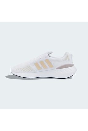 Swift run w adidas top