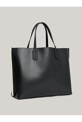 Tommy core satchel hotsell