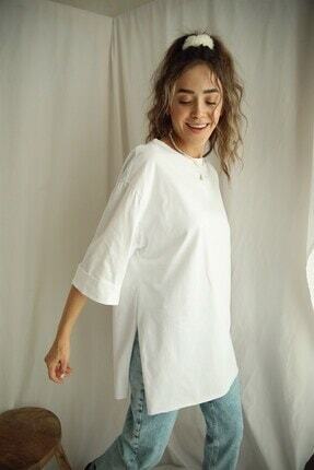 fastfashion beyaz yanlari yirtmacli yarim kol tisort fiyati yorumlari trendyol