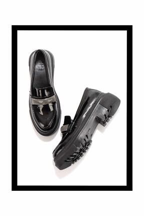 Siyah Kırışık Rugan Kadın Loafer Ayakkabı K01503742208
