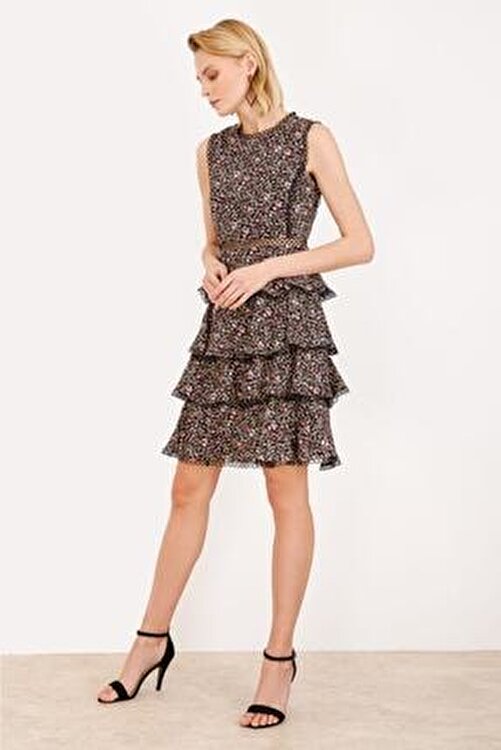 Ekol Sifir Yaka Desenli Elbise Fiyati Yorumlari Trendyol