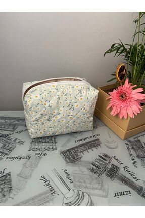 Suluboya desen çiçekli makyaj çantası